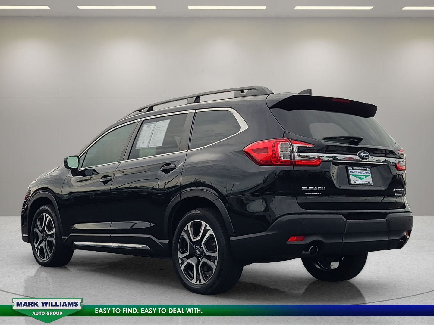 Used 2024 Subaru Ascent Limited AWD/4WD image 6