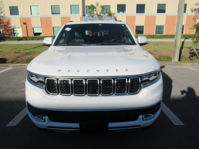 Used 2022 Jeep Wagoneer Series III image 4