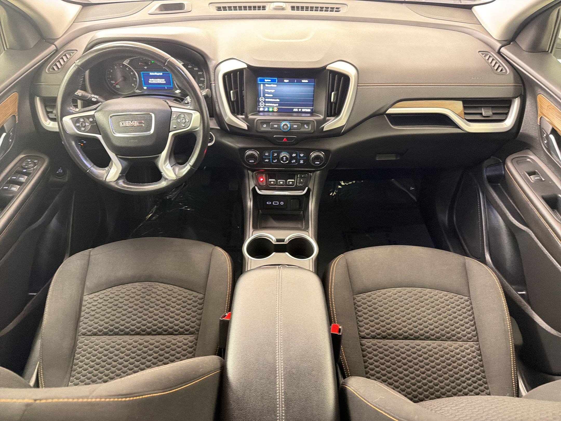 Used 2021 GMC Terrain SLE w/ Driver Convenience Package FWD image 15