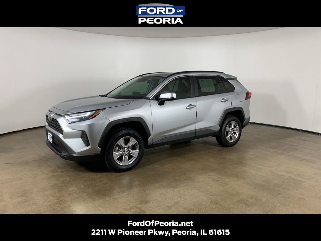 Used 2022 Toyota RAV4 XLE w/ Convenience Package AWD/4WD image 1