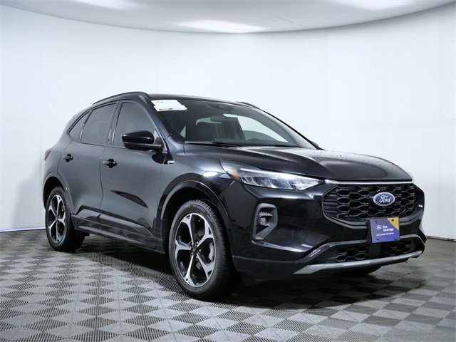 Certified 2023 Ford Escape ST-Line Select image 1