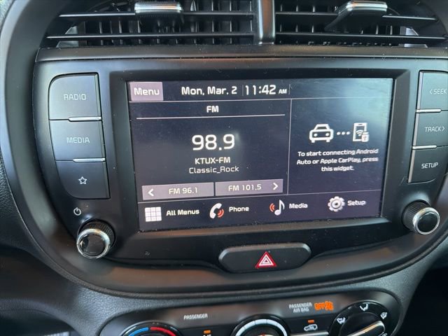 Used 2023 Kia Soul LX FWD image 23