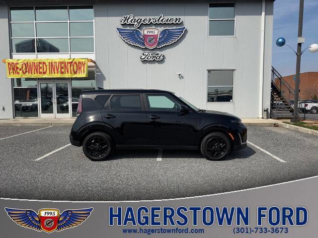 Used 2024 Kia Sportage LX image 6