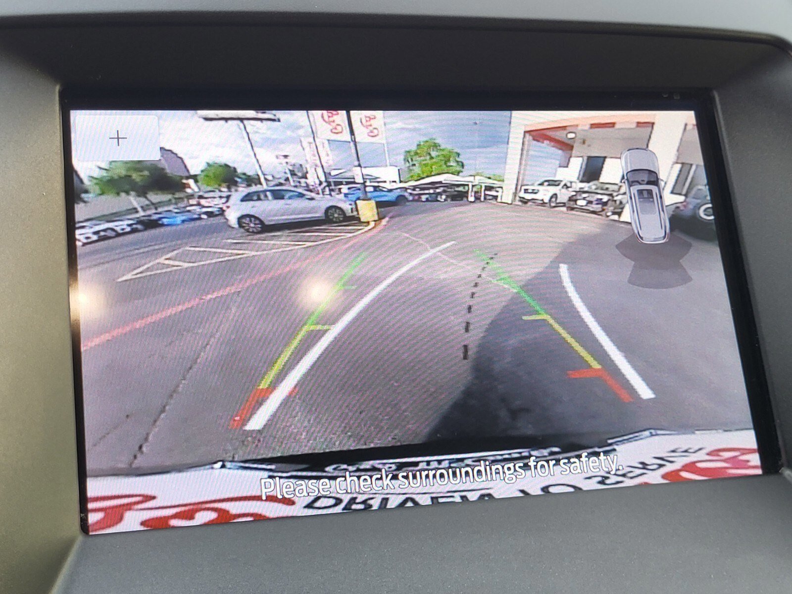 Certified 2020 Ford Edge SE image 21