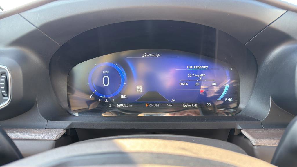 Certified 2020 Ford Explorer Platinum w/ Premium Technology Package image 22