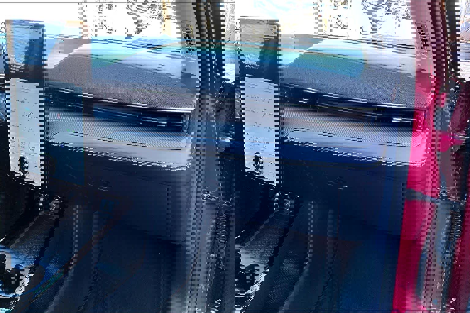 Certified 2025 Ford Mustang Mach-E Select w/ Comfort Package Lite image 20