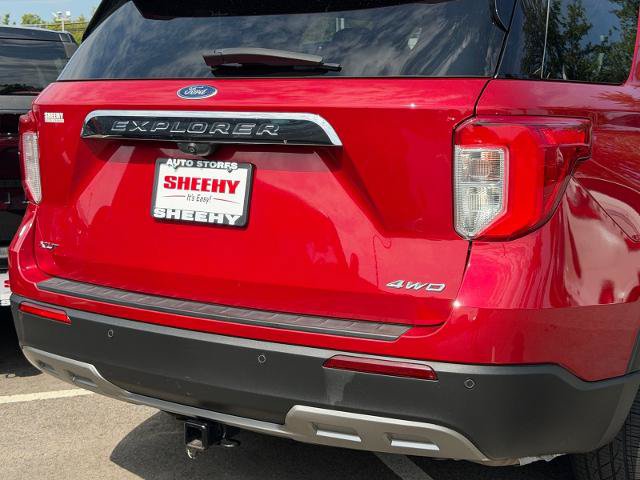 Certified 2022 Ford Explorer XLT w/ Equipment Group 202A AWD/4WD image 14