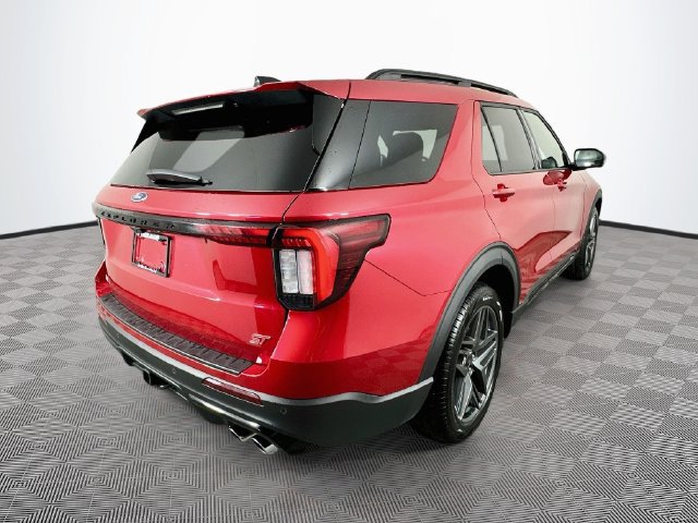 Certified 2025 Ford Explorer ST AWD/4WD image 11