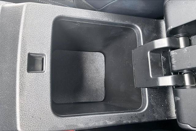 Used 2024 Mitsubishi Outlander AWD image 32
