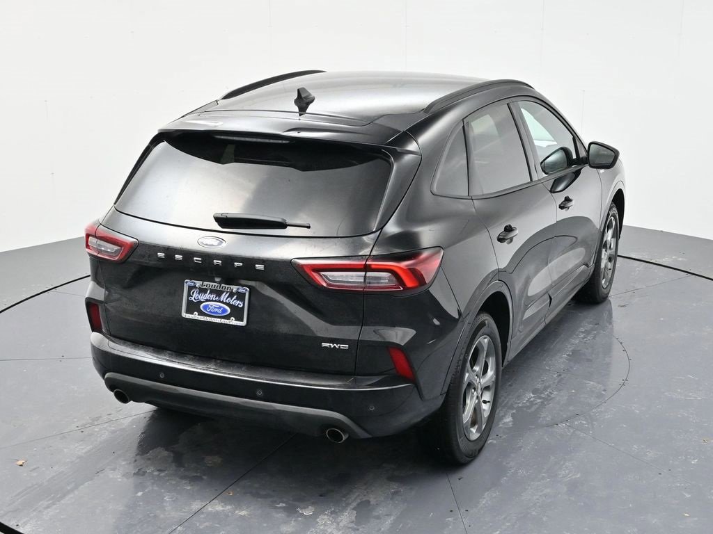 Certified 2023 Ford Escape ST-Line w/ Tech Pack #1 image 13