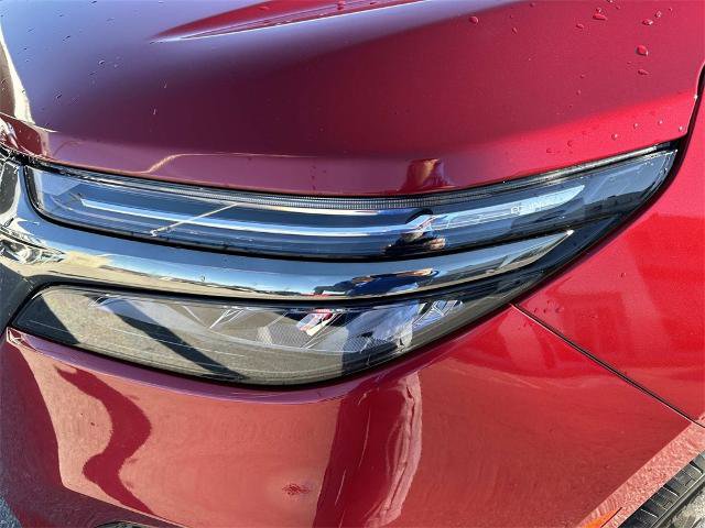 Used 2023 Chevrolet Equinox RS w/ RS Leather Package image 9