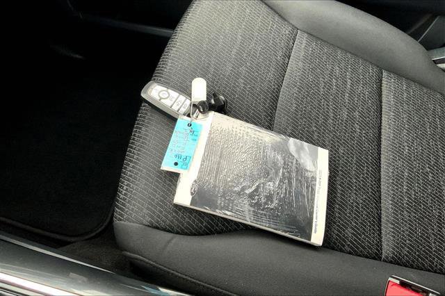 Certified 2022 Ford F150 XLT w/ Equipment Group 302A High image 13