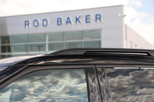 Certified 2023 Ford Explorer XLT w/ Equipment Group 202A image 19