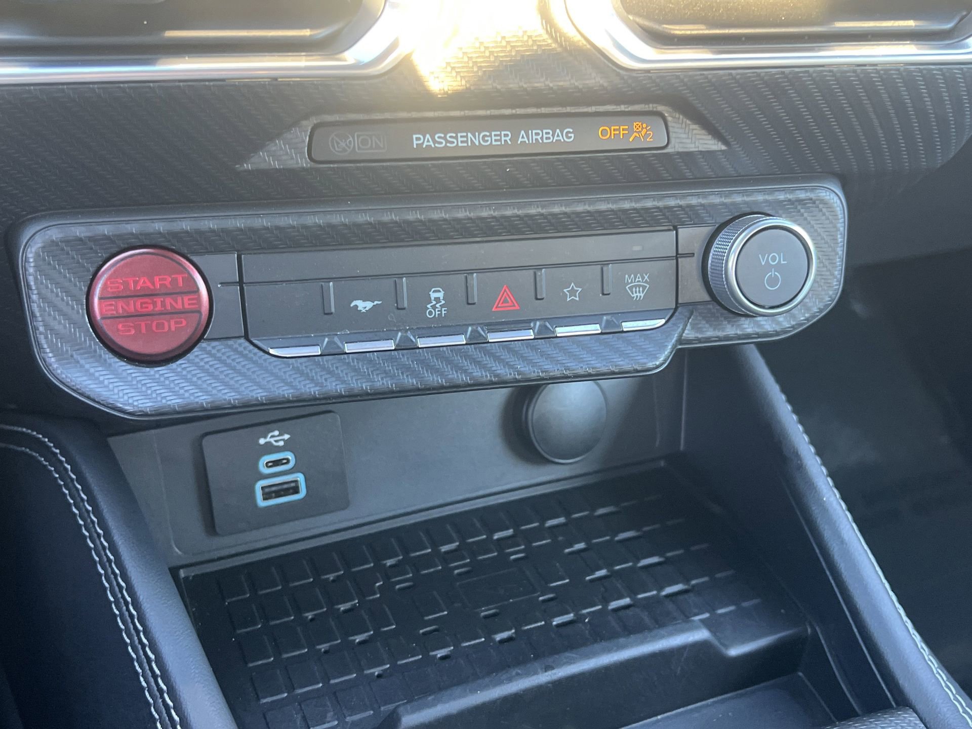 Certified 2024 Ford Mustang GT Premium image 9