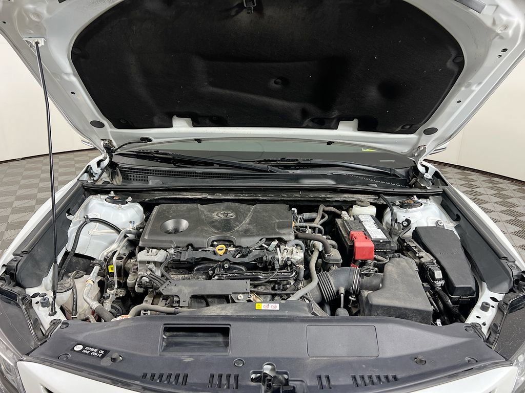Used 2021 Toyota Camry XSE image 33