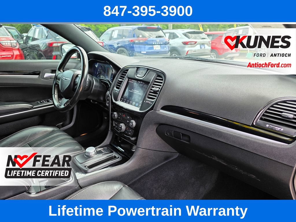 Used 2019 Chrysler 300 S AWD/4WD image 25