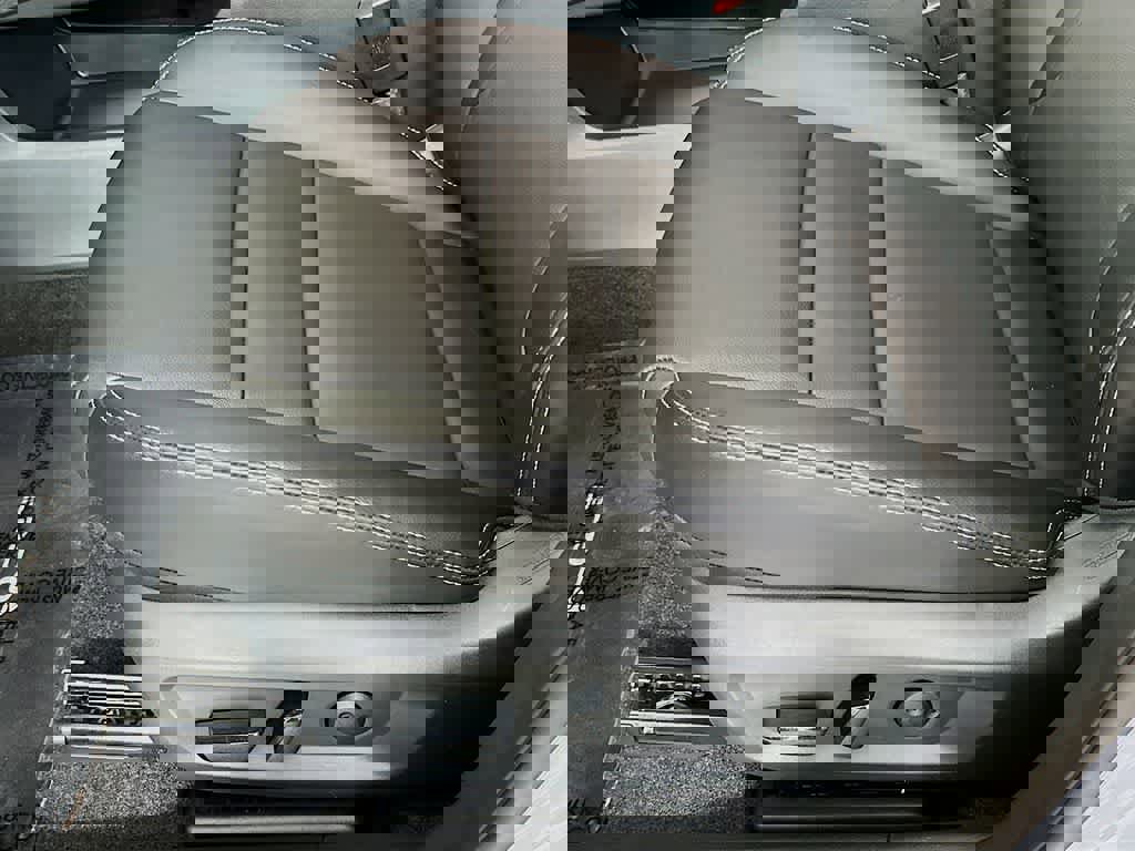 Used 2024 Nissan Rogue SL image 31