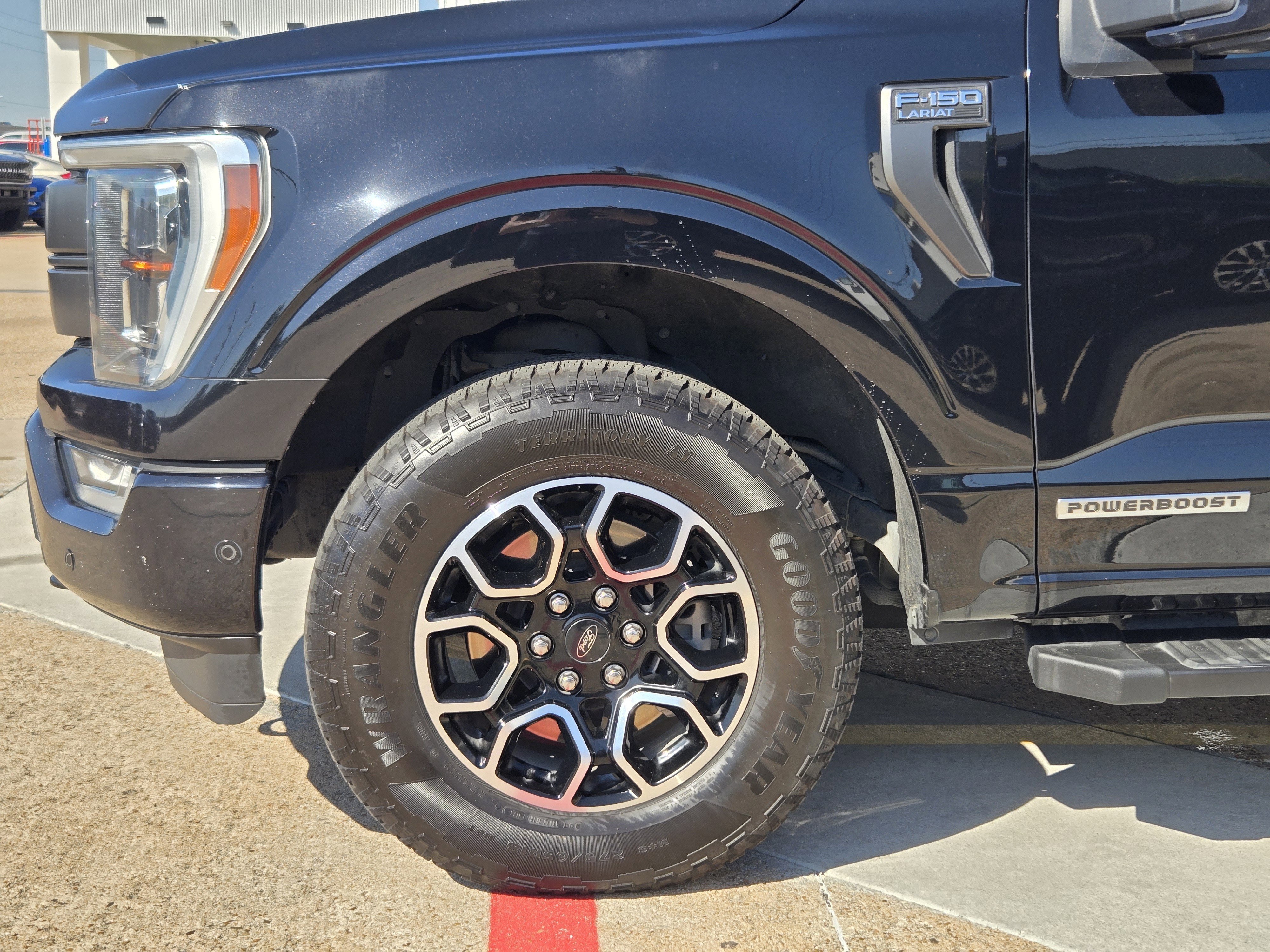 Certified 2022 Ford F150 Lariat w/ Equipment Group 502A High AWD/4WD image 5