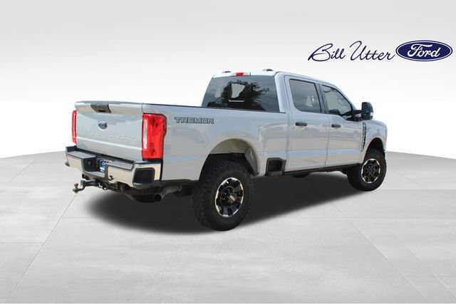 Certified 2025 Ford F250 XLT w/ Tremor Off-Road Package AWD/4WD image 5