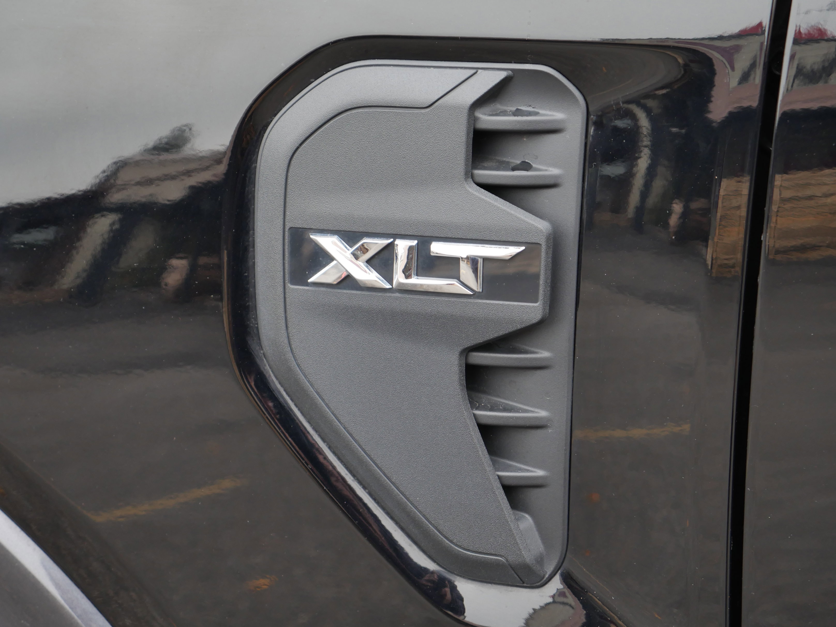 Certified 2024 Ford Ranger XLT w/ FX4 Off-Road Package image 21