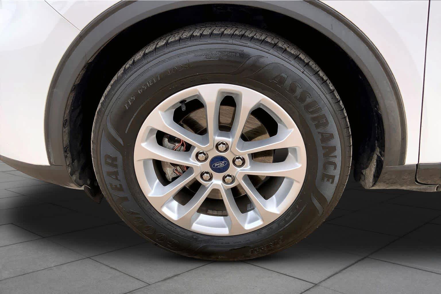 Certified 2021 Ford Escape SE FWD image 11