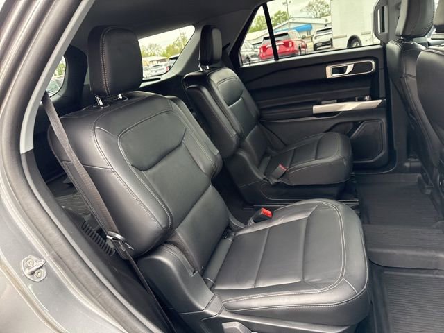 Certified 2023 Ford Explorer XLT w/ Equipment Group 202A AWD/4WD image 36