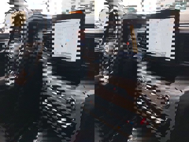 Certified 2022 Ford Explorer XLT w/ Equipment Group 202A image 30