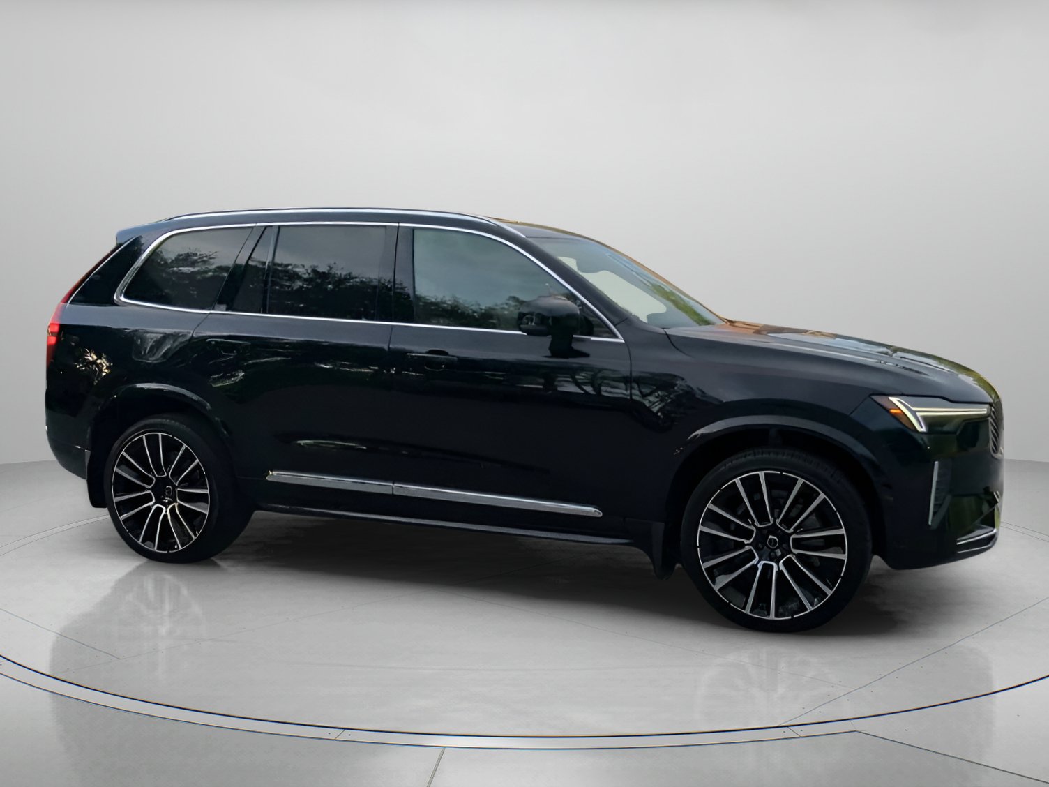 Used 2026 Volvo XC90 B6 Plus w/ Protection Package Premier AWD/4WD image 34