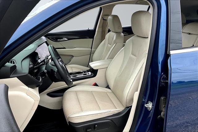 Used 2022 Buick Envision Essence w/ Technology Package I image 27