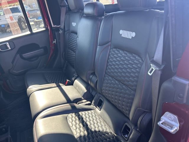 Used 2021 Jeep Gladiator Rubicon image 16