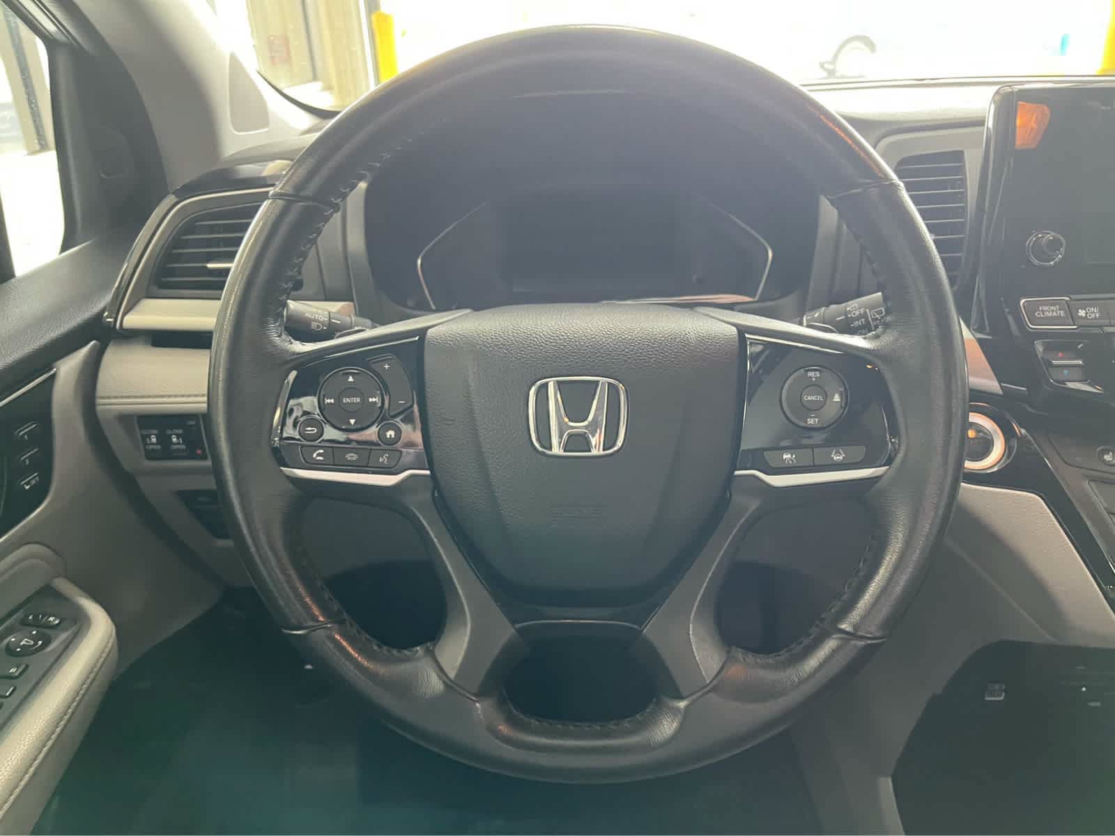 Used 2021 Honda Odyssey Touring image 14