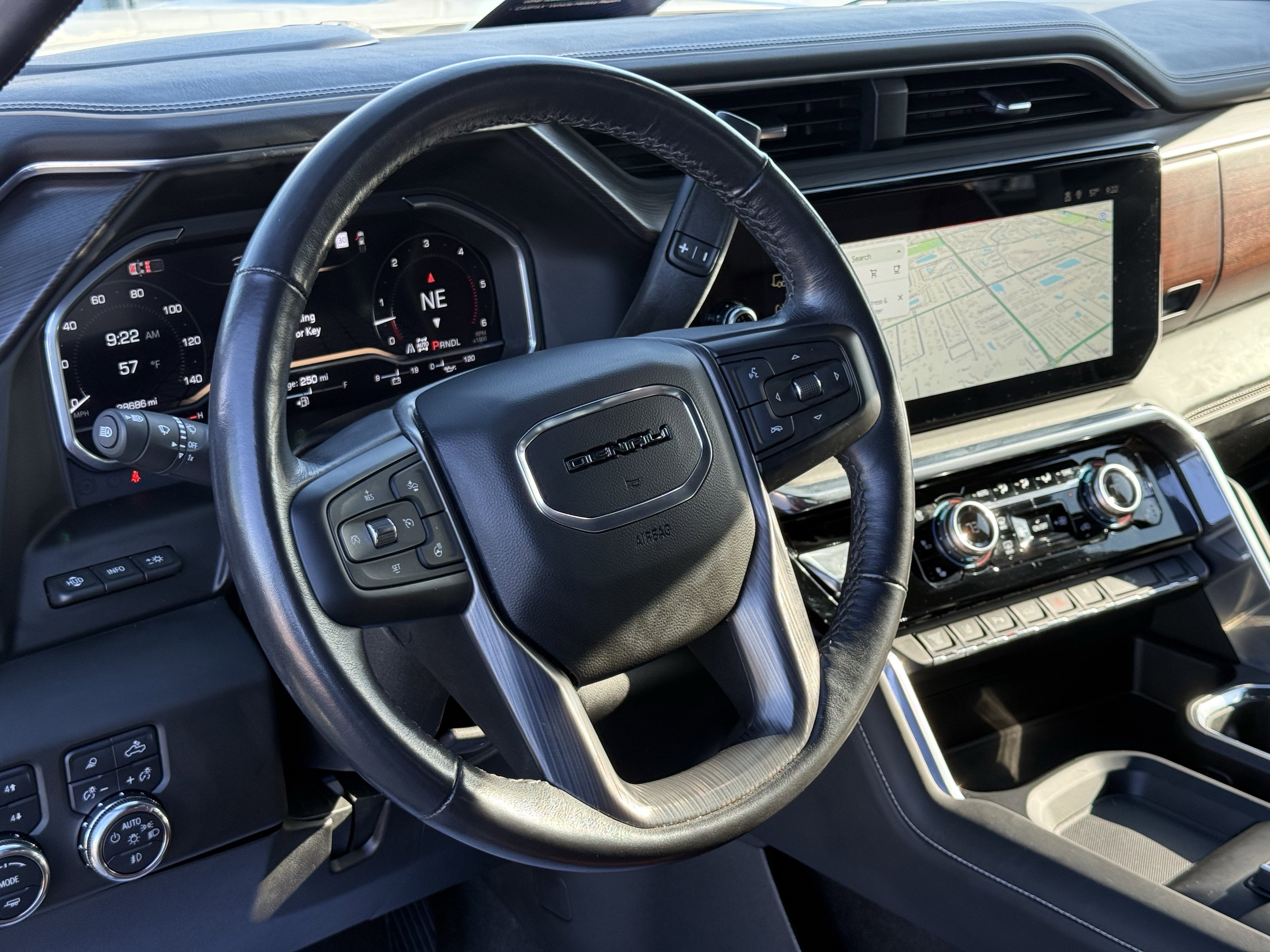 Used 2024 GMC Sierra 2500 Denali Ultimate image 23