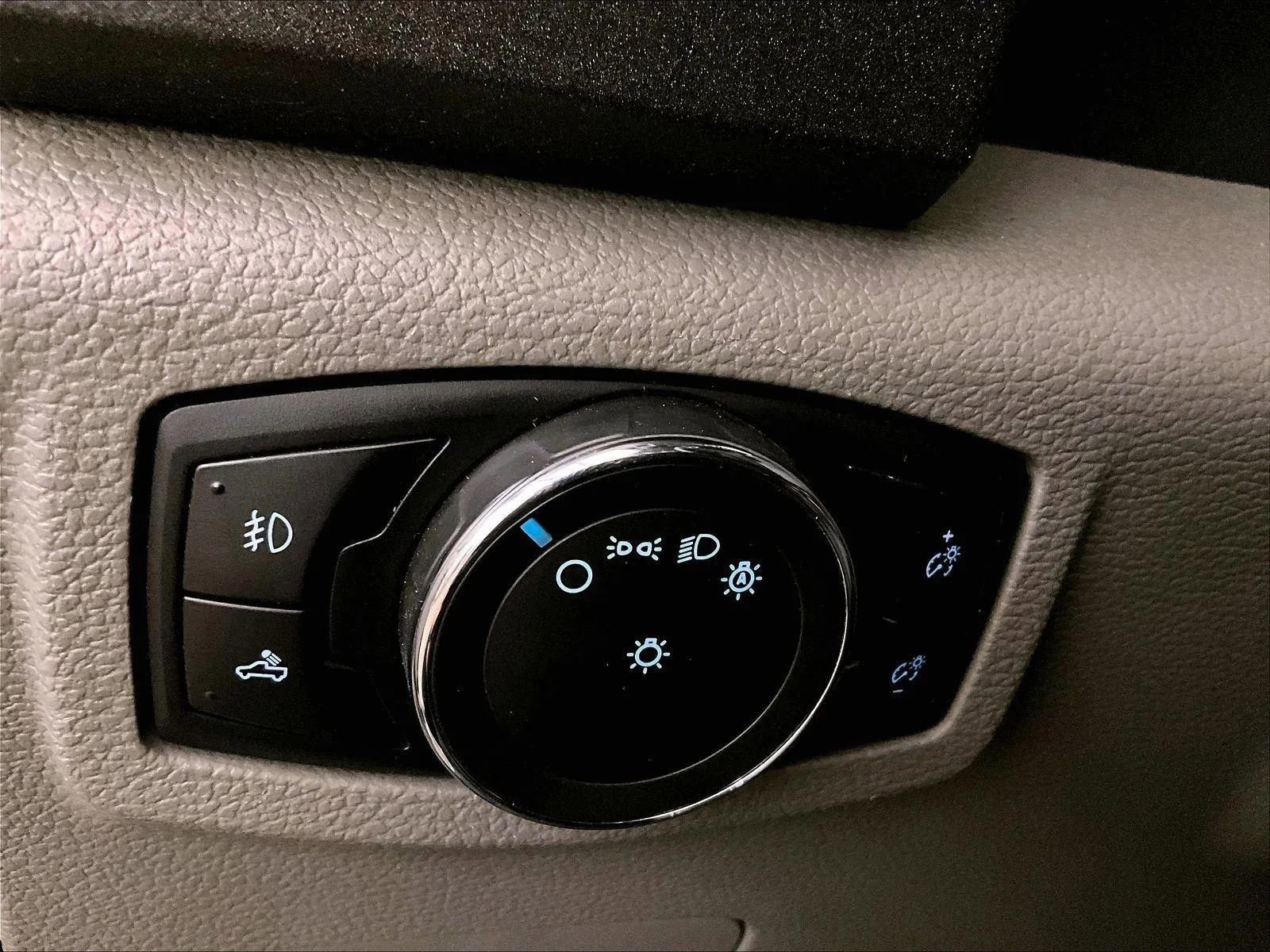 Certified 2021 Ford F250 XL w/ Power Equipment Group image 29