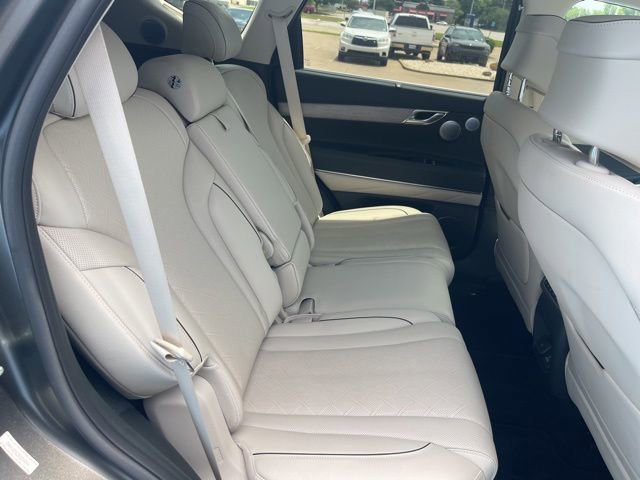 Used 2025 Genesis GV80 2.5T Prestige AWD/4WD image 24