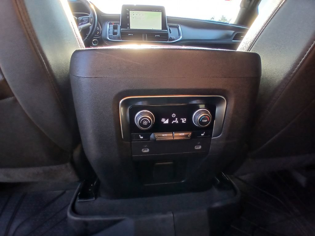 Used 2024 Chevrolet Tahoe Z71 w/ Luxury Package AWD/4WD image 23