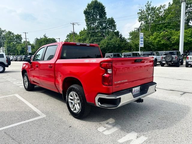 Used 2023 Chevrolet Silverado 1500 LT AWD/4WD image 13
