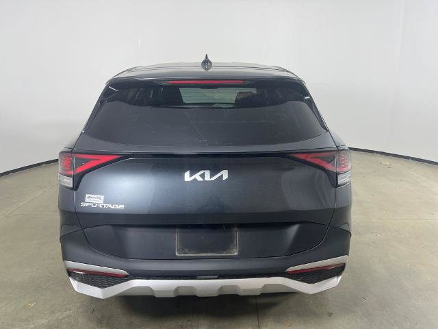 Used 2025 Kia Sportage EX FWD image 4