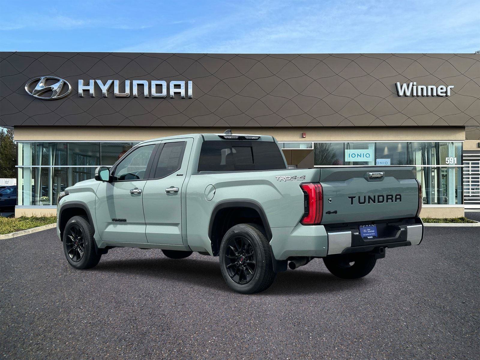 Used 2022 Toyota Tundra Limited w/ TRD Off-Road Package AWD/4WD image 2