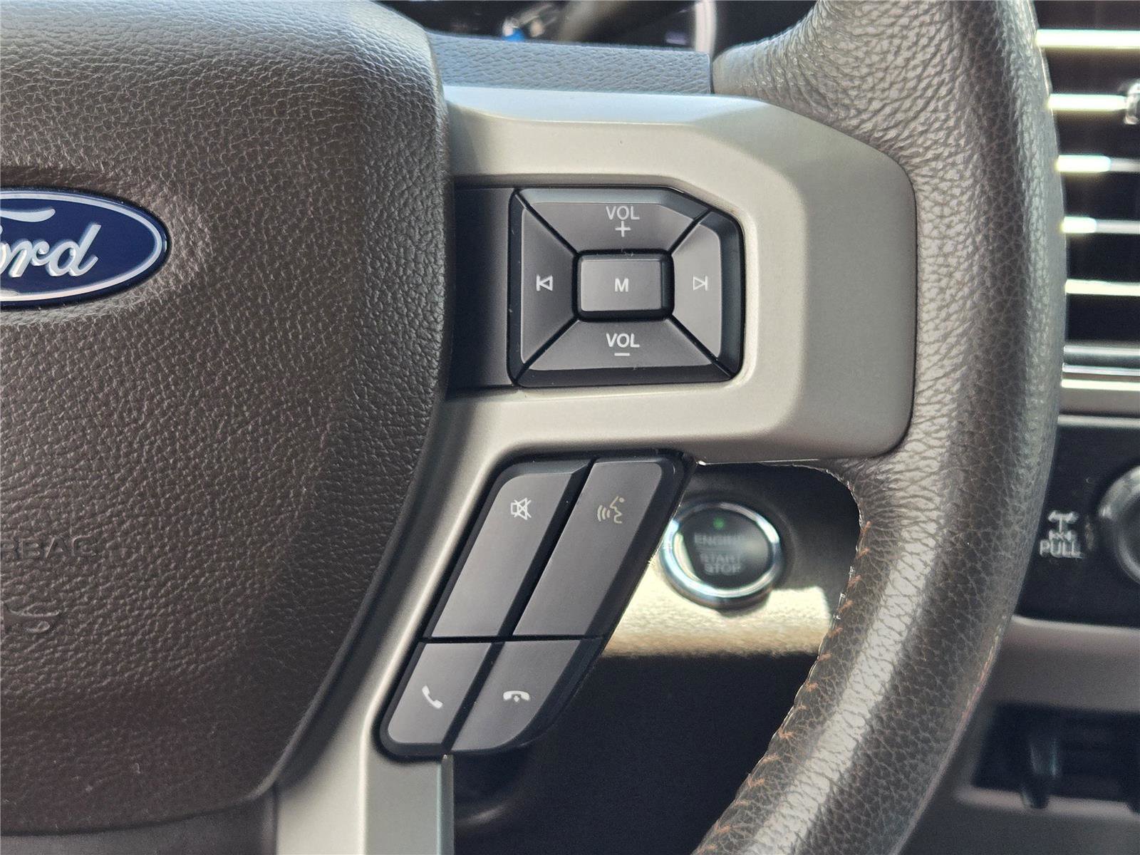 Certified 2019 Ford F350 King Ranch w/ King Ranch Ultimate Package AWD/4WD image 28