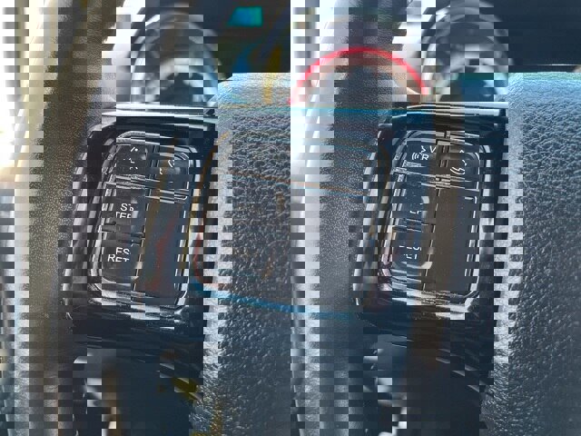 Used 2018 Dodge Grand Caravan SXT w/ Blacktop Package image 18