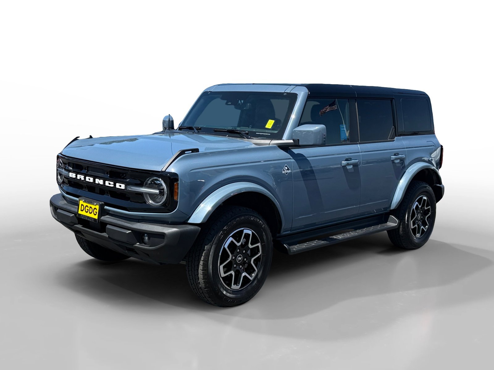 Certified 2025 Ford Bronco Outer Banks AWD/4WD image 1