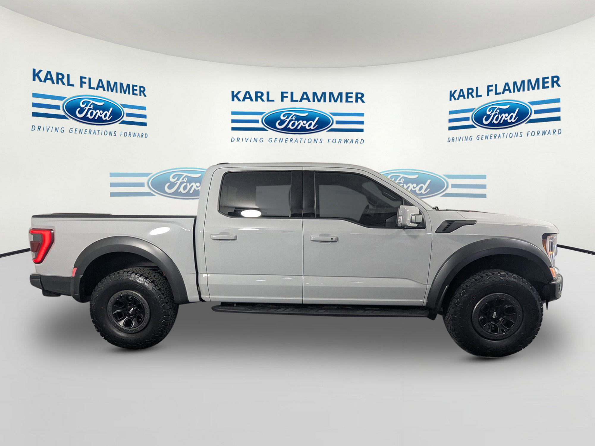 Certified 2023 Ford F150 Raptor w/ Raptor Carbon Fiber Package image 6