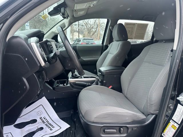 Used 2022 Toyota Tacoma SR5 image 25
