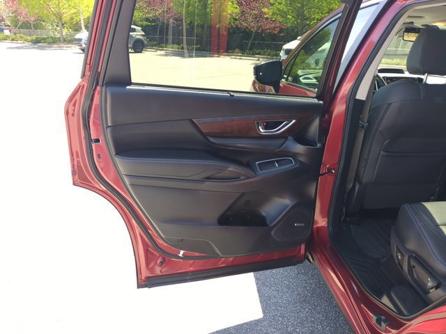 Used 2024 Subaru Ascent Touring AWD/4WD image 30