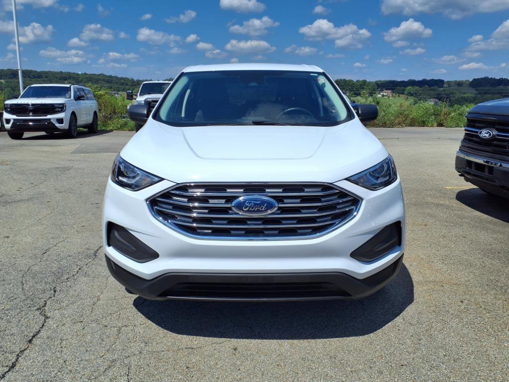 Certified 2022 Ford Edge SE image 6