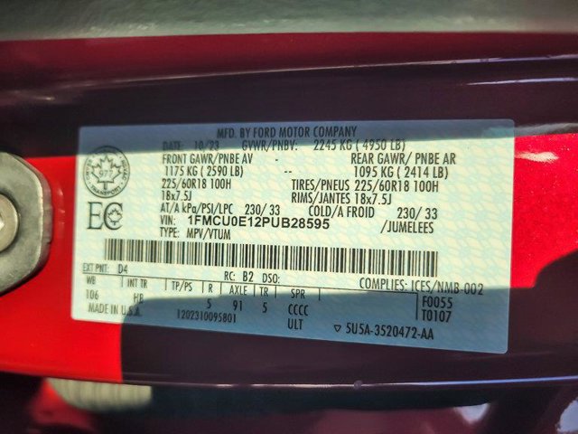 Certified 2023 Ford Escape SE w/ Class II Trailer Tow Package image 33