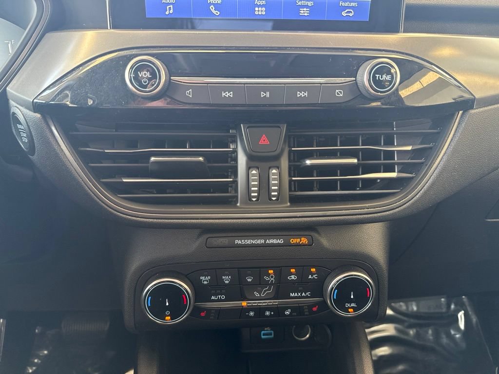 Certified 2023 Ford Escape Active AWD/4WD image 22