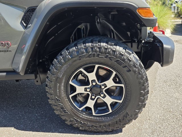 Used 2023 Jeep Wrangler Unlimited Rubicon w/ LED Lighting Group AWD/4WD image 11