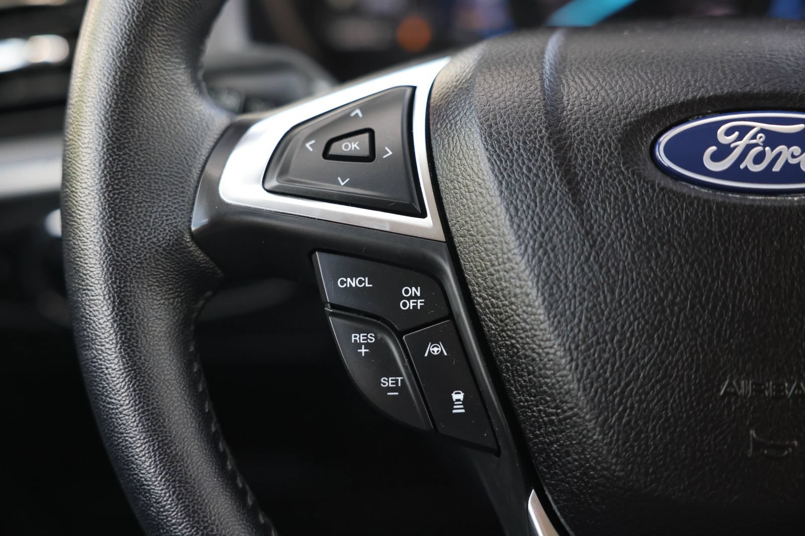 Certified 2023 Ford Edge SEL w/ Convenience Package AWD/4WD image 19
