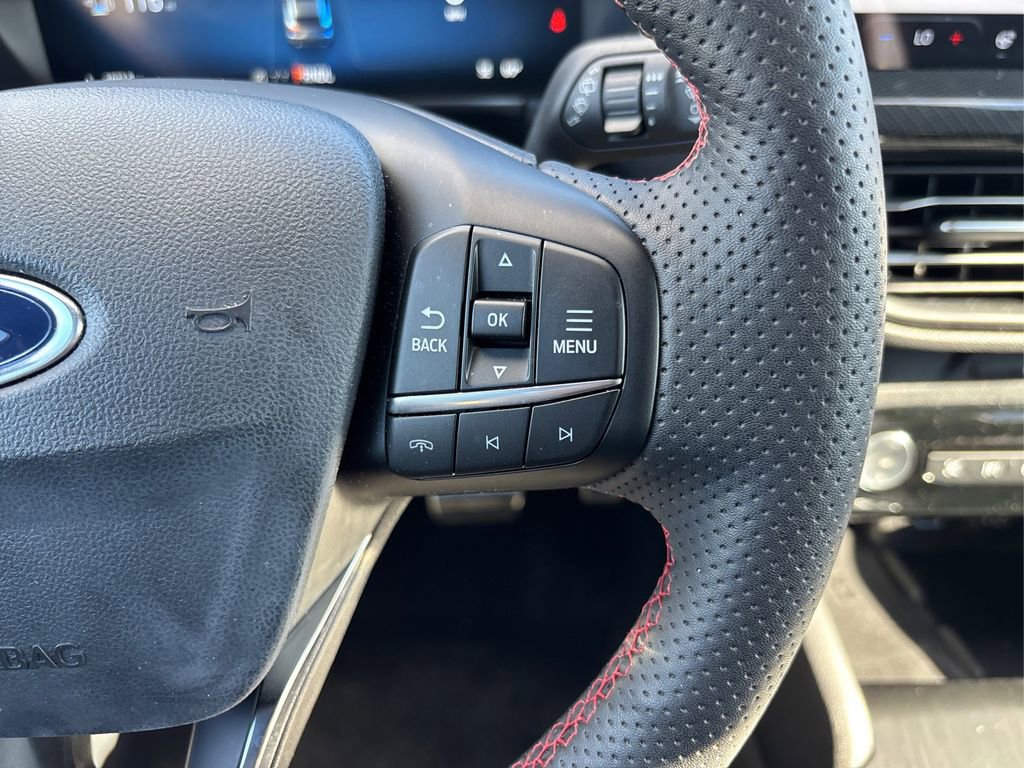 Certified 2023 Ford Escape ST-Line Elite image 34